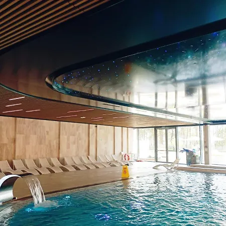 Wave & - Sea View B644 아파트 미엥지즈드로예
